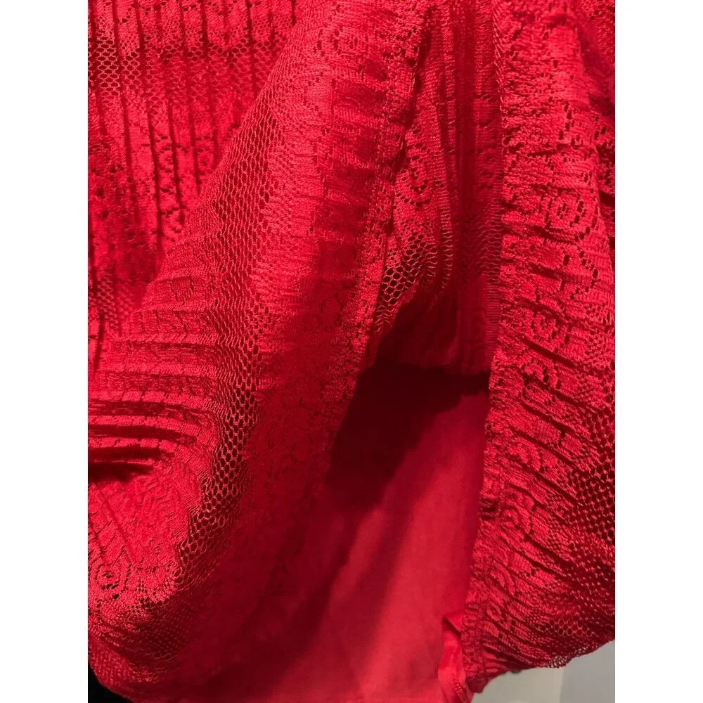 Reba Red Lace Bell Sleeve Top Lined V-Neck Womens Size L - Picture 3 of 8